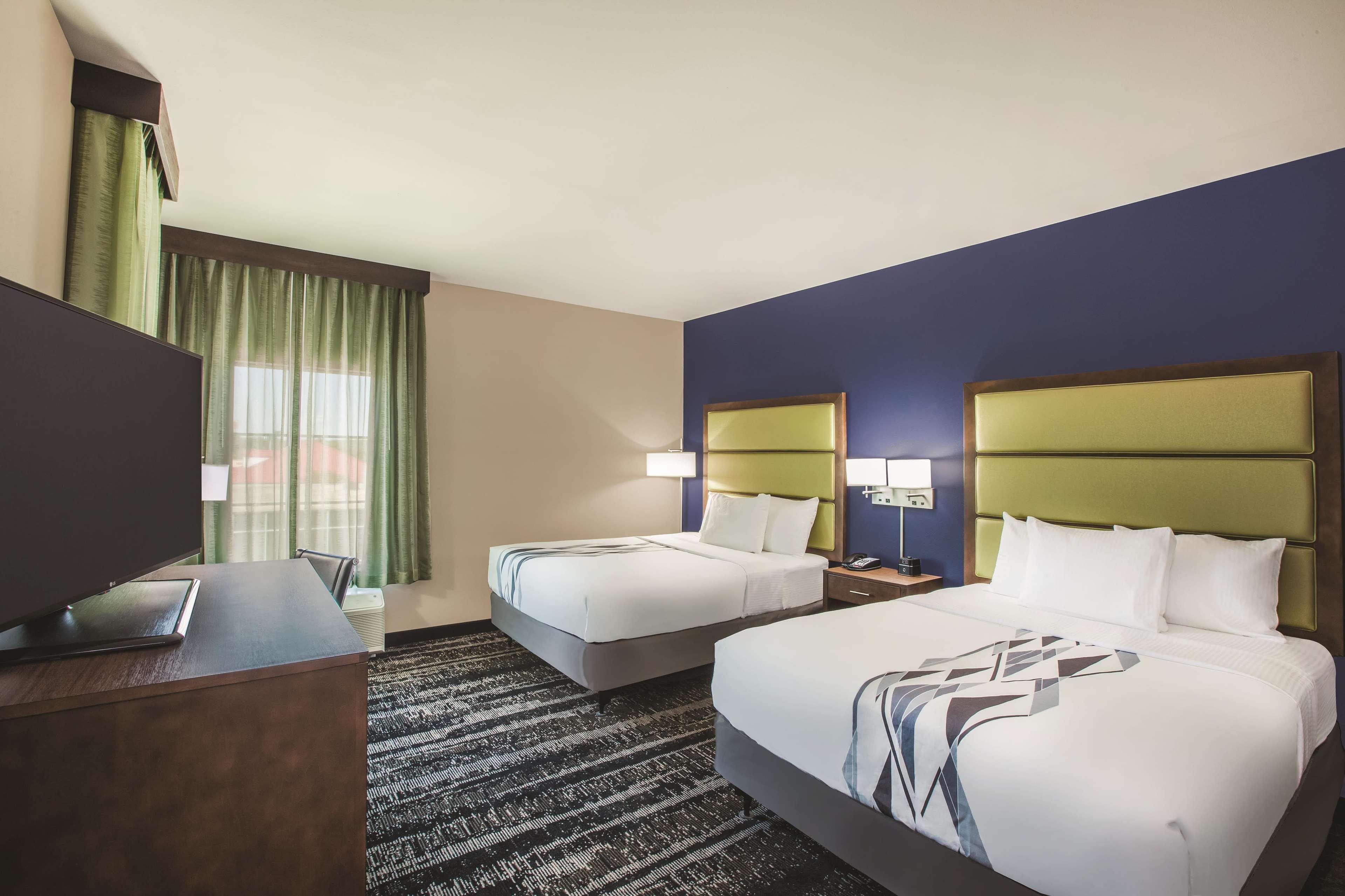 La Quinta Inn & Suites Port Allen La Экстерьер фото