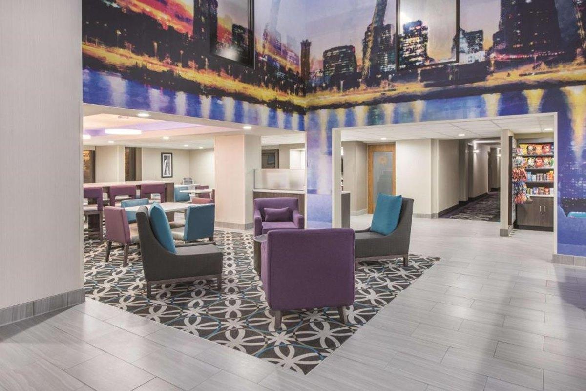 La Quinta Inn & Suites Port Allen La Экстерьер фото