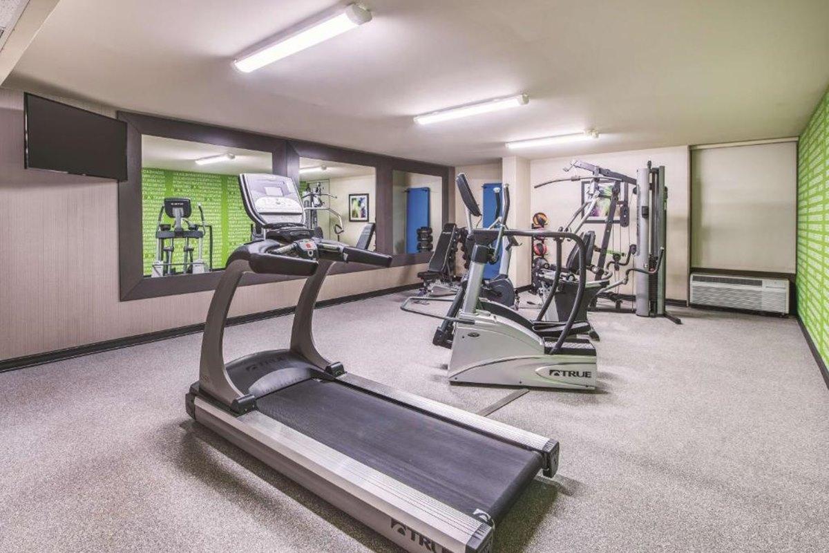La Quinta Inn & Suites Port Allen La Экстерьер фото